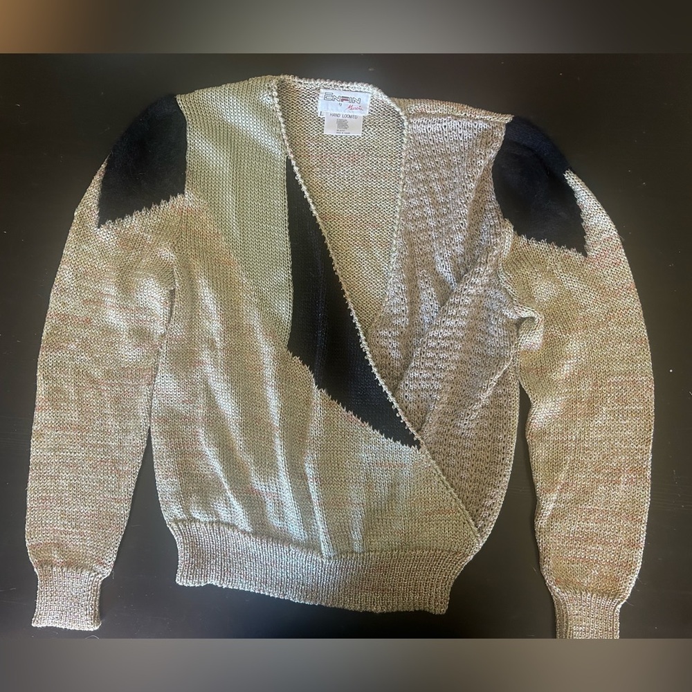 Beautiful 80s vintage hand loomed Enfin by Marcia sweater.